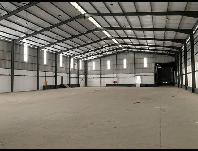 1,693M² WAREHOUSE TO LET IN SYDENHAM